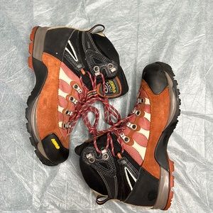 Asolo Gore-Tex Red Stynger GTX Hiking Boots. NEW. Worn once, maybe twice.